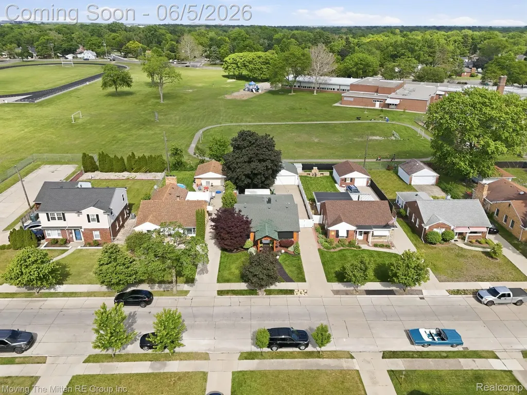 3327 Syracuse Street Dearborn City MI 48124