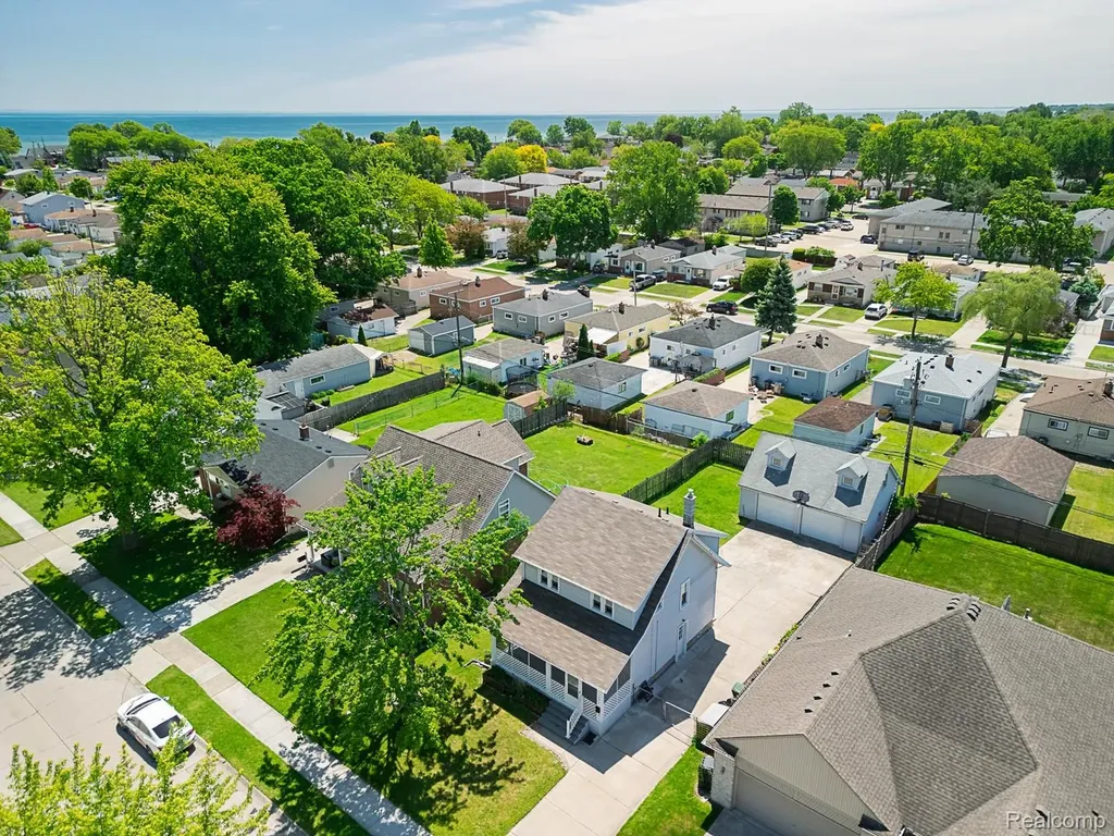 22612 Arcadia Street St. Clair Shores City MI 48082