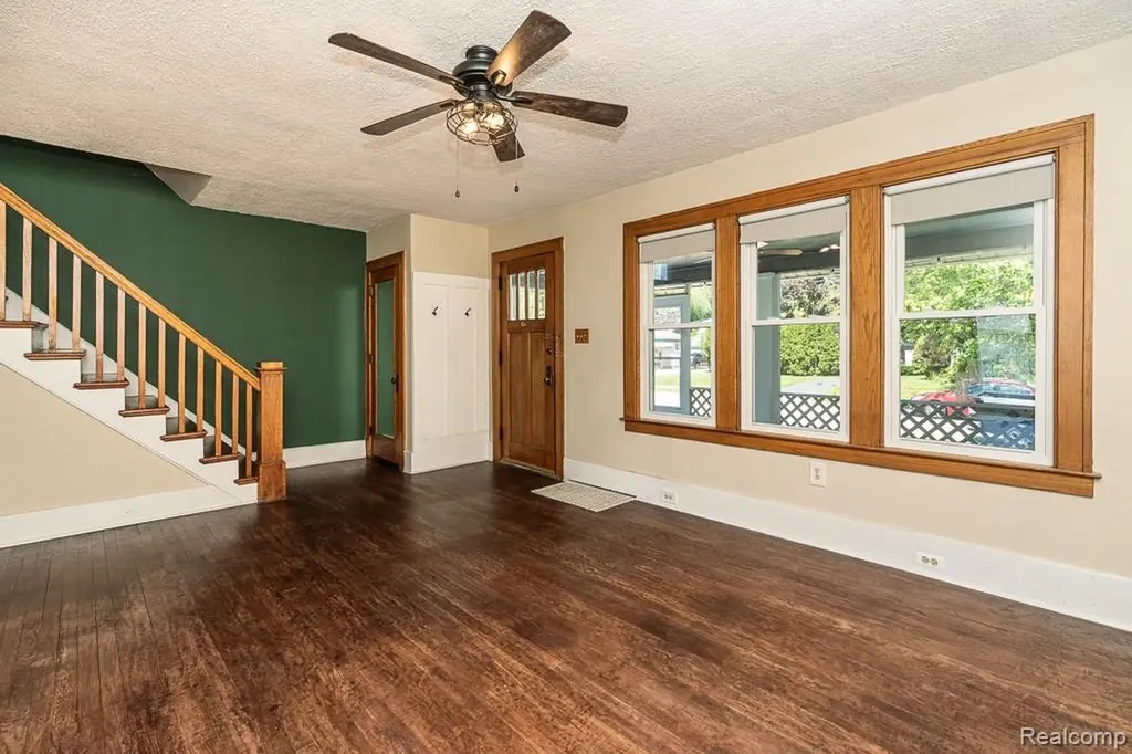 22612 Arcadia Street St. Clair Shores City MI 48082