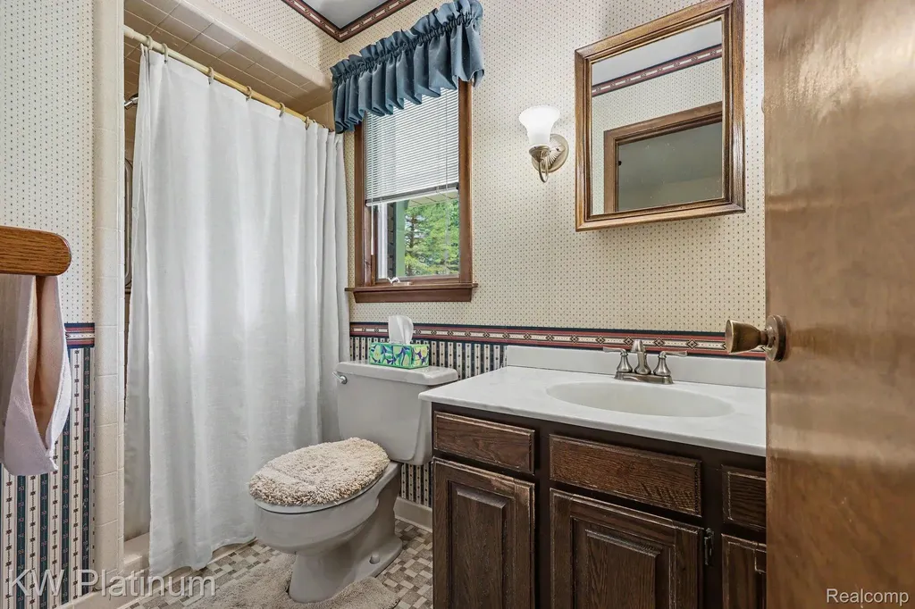9474 Bartel Road Columbus Township MI 48063