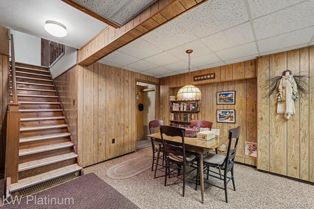 9474 Bartel Road Columbus Township MI 48063