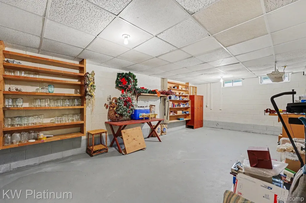 9474 Bartel Road Columbus Township MI 48063
