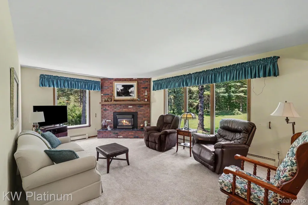 9474 Bartel Road Columbus Township MI 48063