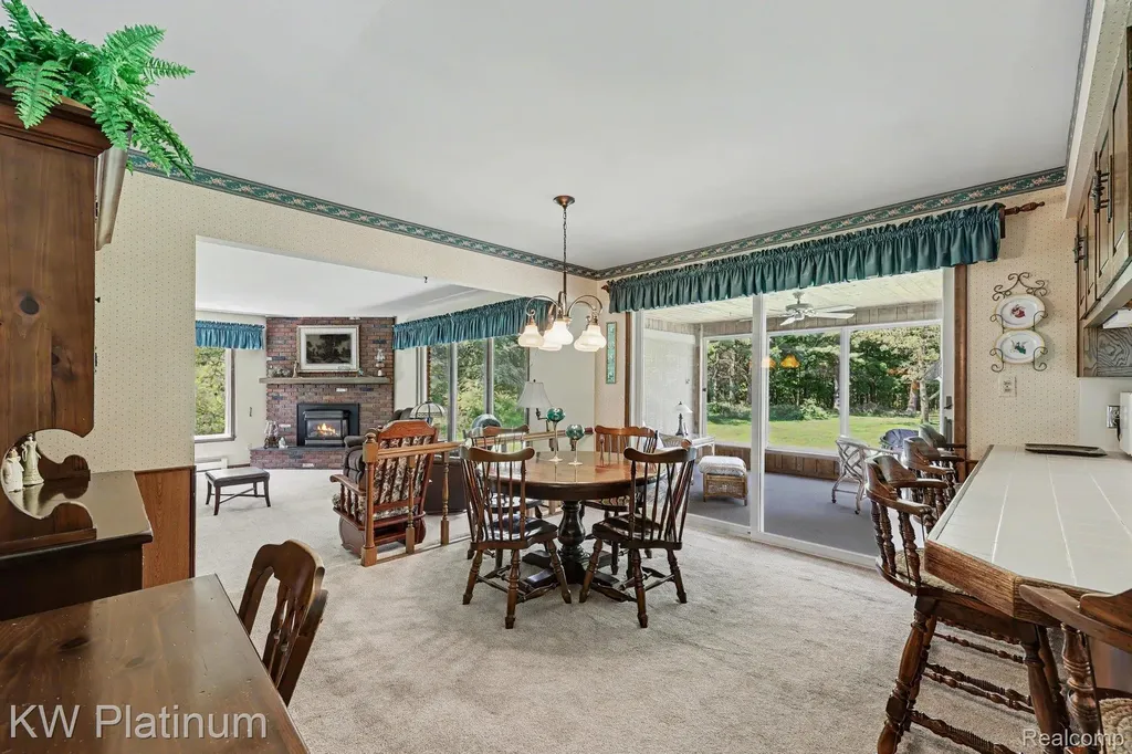 9474 Bartel Road Columbus Township MI 48063