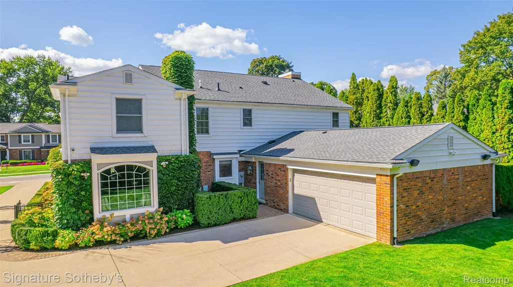 182 Chewton Road Bloomfield Hills City MI 48301