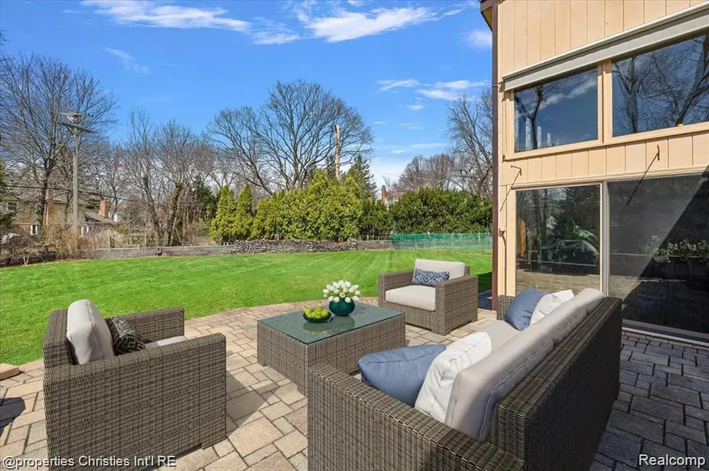 4566 Walden Drive Bloomfield Hills City MI 48301