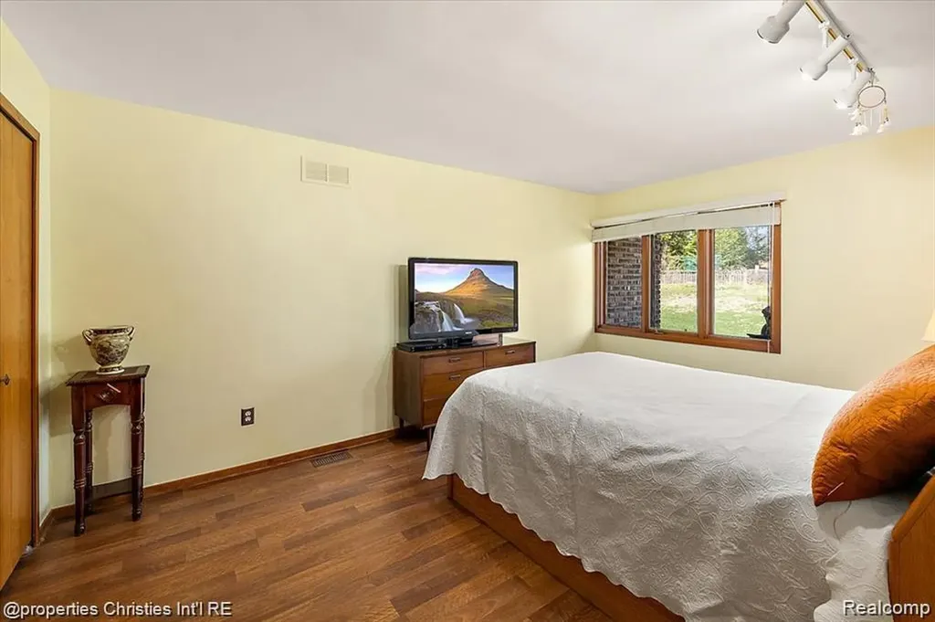 4566 Walden Drive Bloomfield Hills City MI 48301