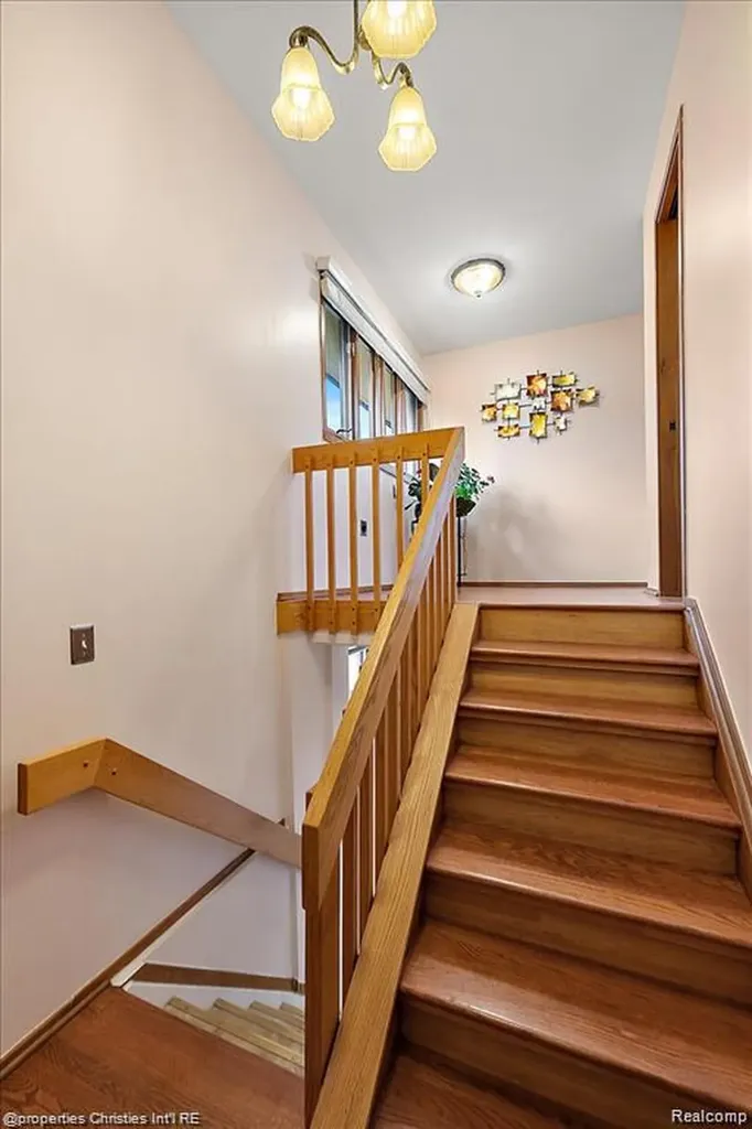 4566 Walden Drive Bloomfield Hills City MI 48301