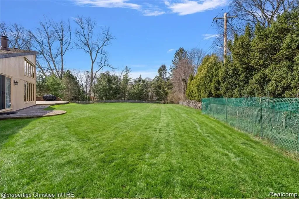 4566 Walden Drive Bloomfield Hills City MI 48301