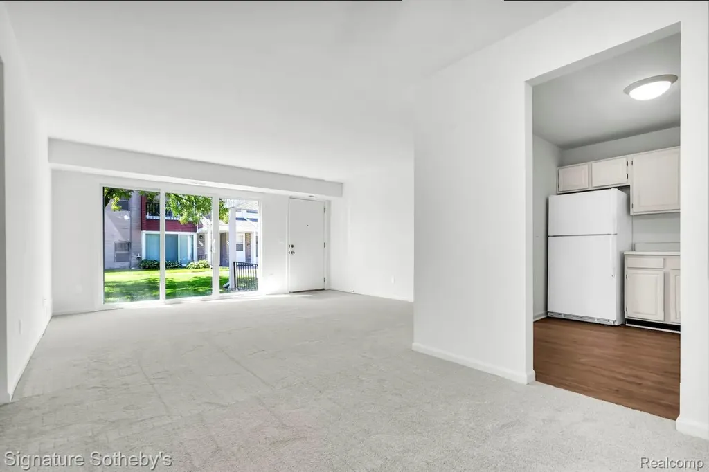 508 Sunset Lane St. Clair Shores City MI 48082
