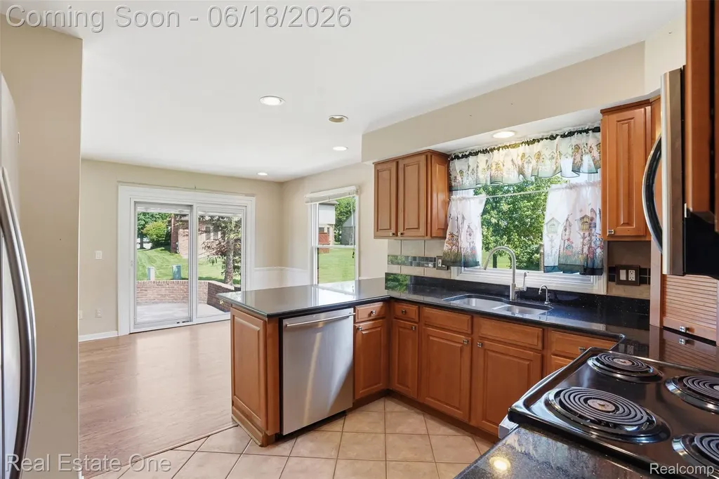 24889 Sutherland Drive Novi City MI 48374
