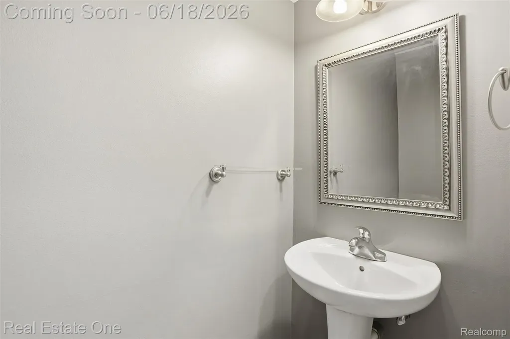 24889 Sutherland Drive Novi City MI 48374