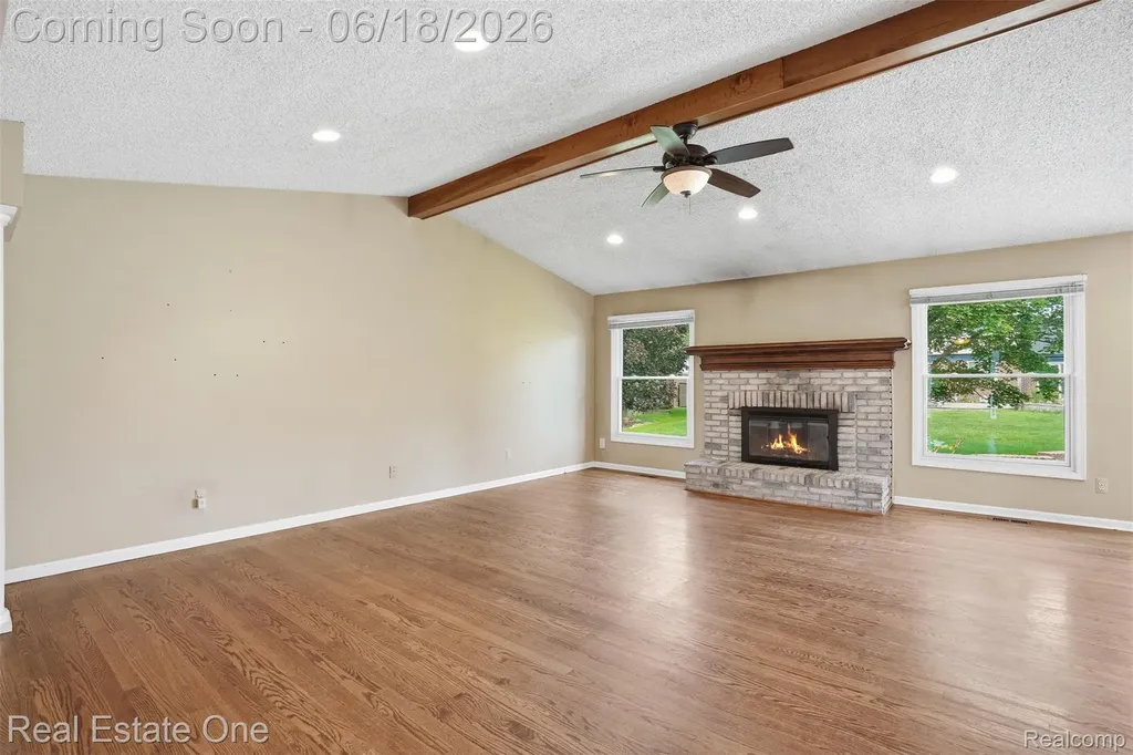 24889 Sutherland Drive Novi City MI 48374