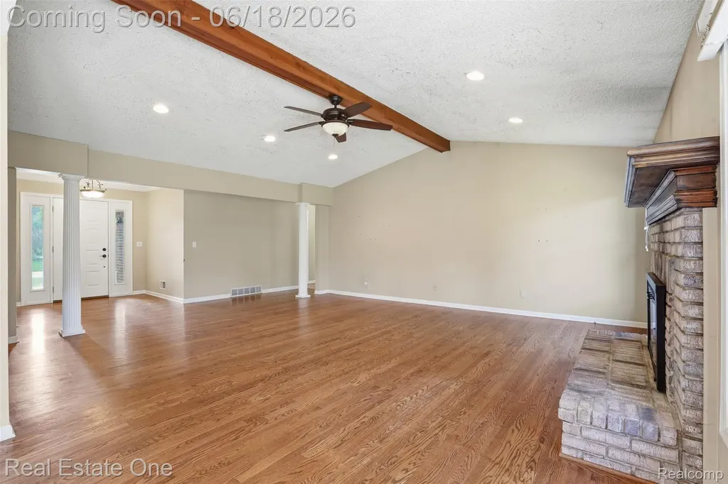 24889 Sutherland Drive Novi City MI 48374