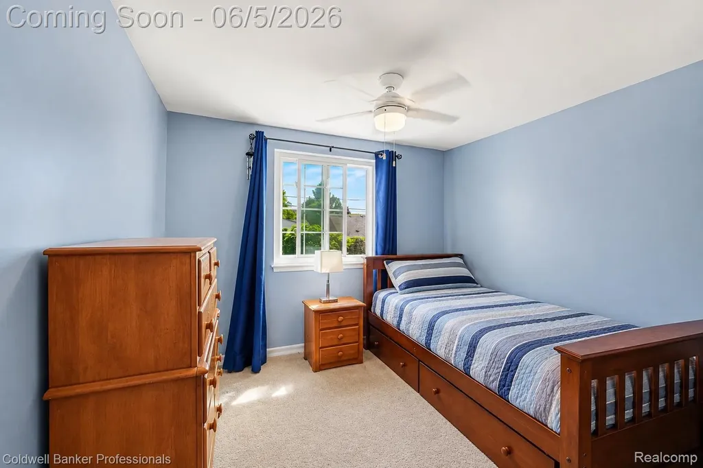 22606 Manor Street St. Clair Shores City MI 48081