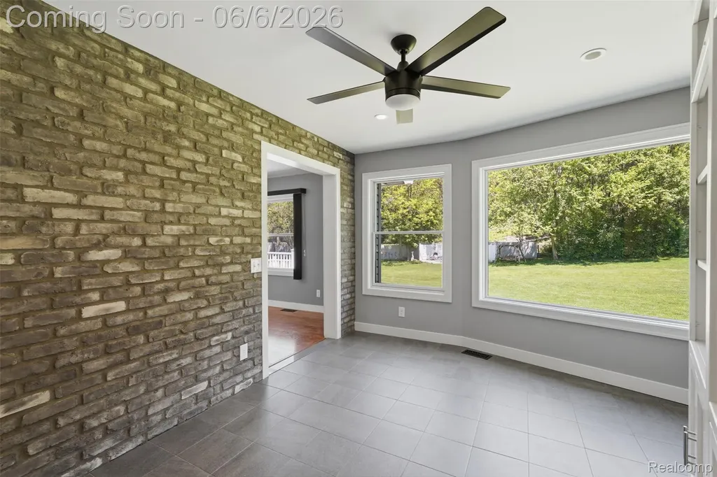 7060 Sheldon Road Hamburg Township MI 48189