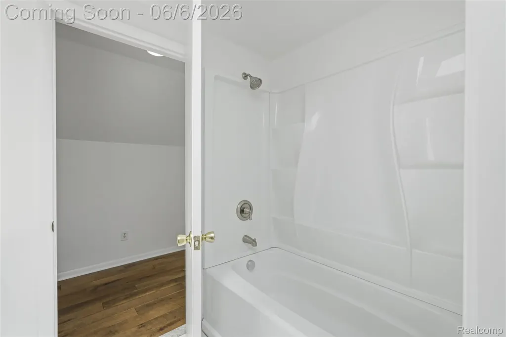 7060 Sheldon Road Hamburg Township MI 48189
