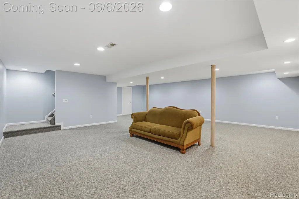 7060 Sheldon Road Hamburg Township MI 48189