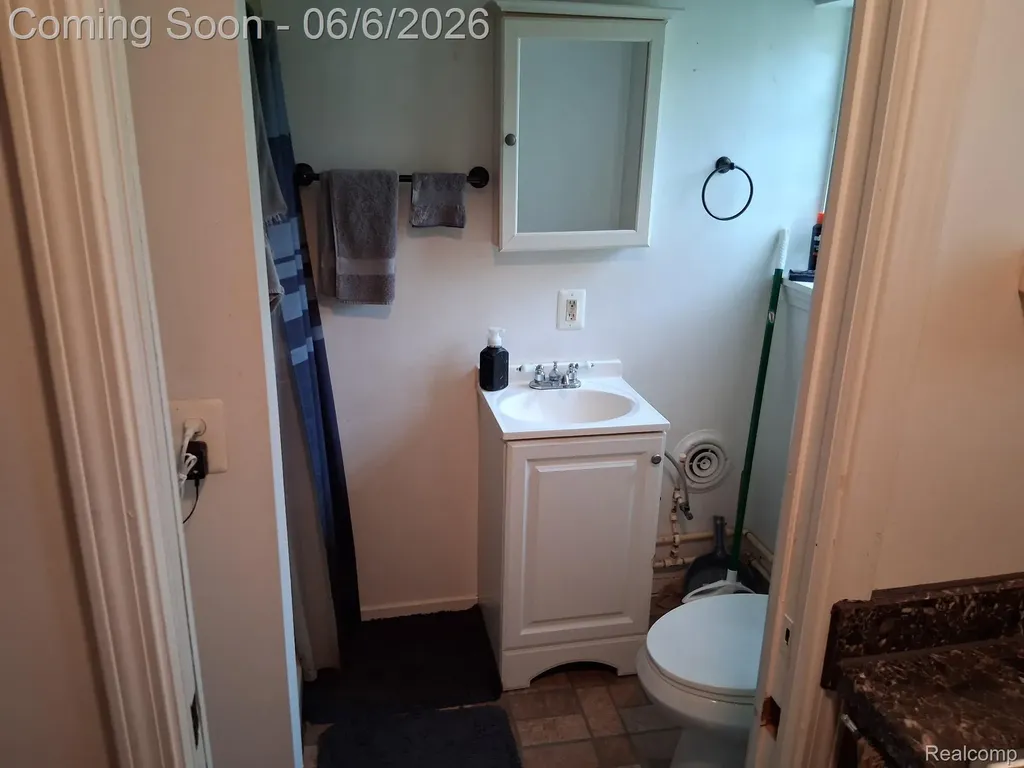 7060 Sheldon Road Hamburg Township MI 48189