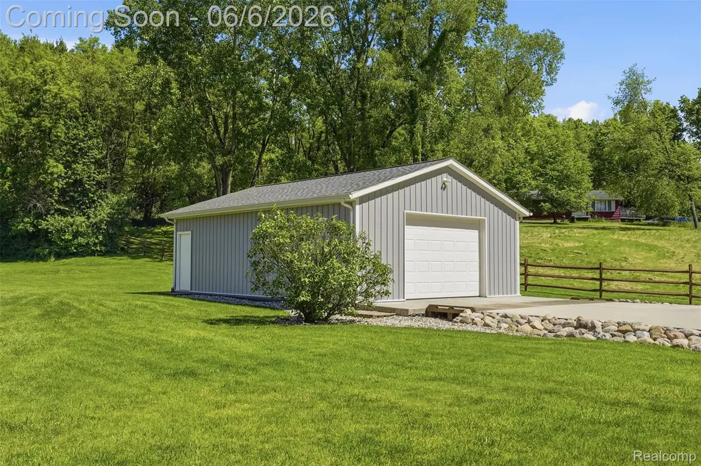 7060 Sheldon Road Hamburg Township MI 48189
