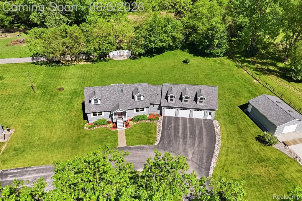 7060 Sheldon Road Hamburg Township MI 48189