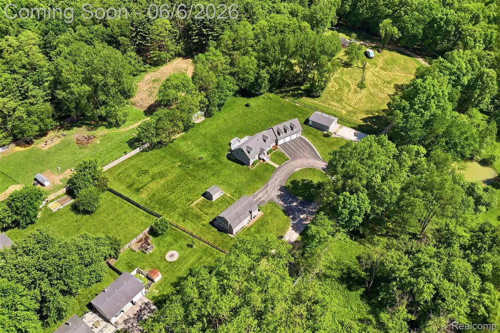 7060 Sheldon Road Hamburg Township MI 48189