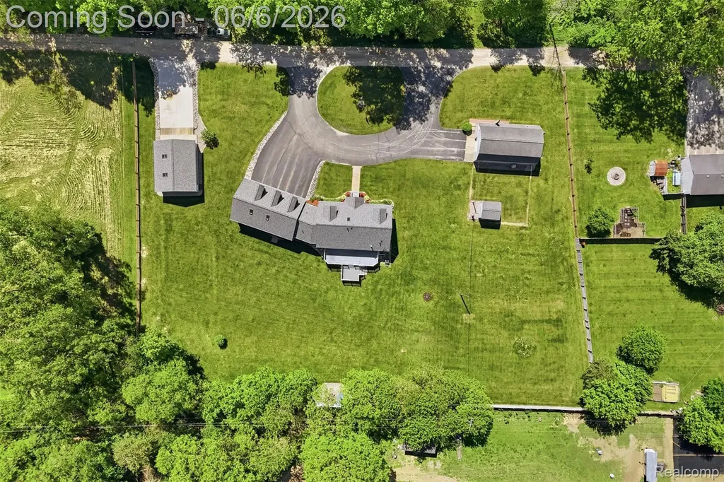7060 Sheldon Road Hamburg Township MI 48189