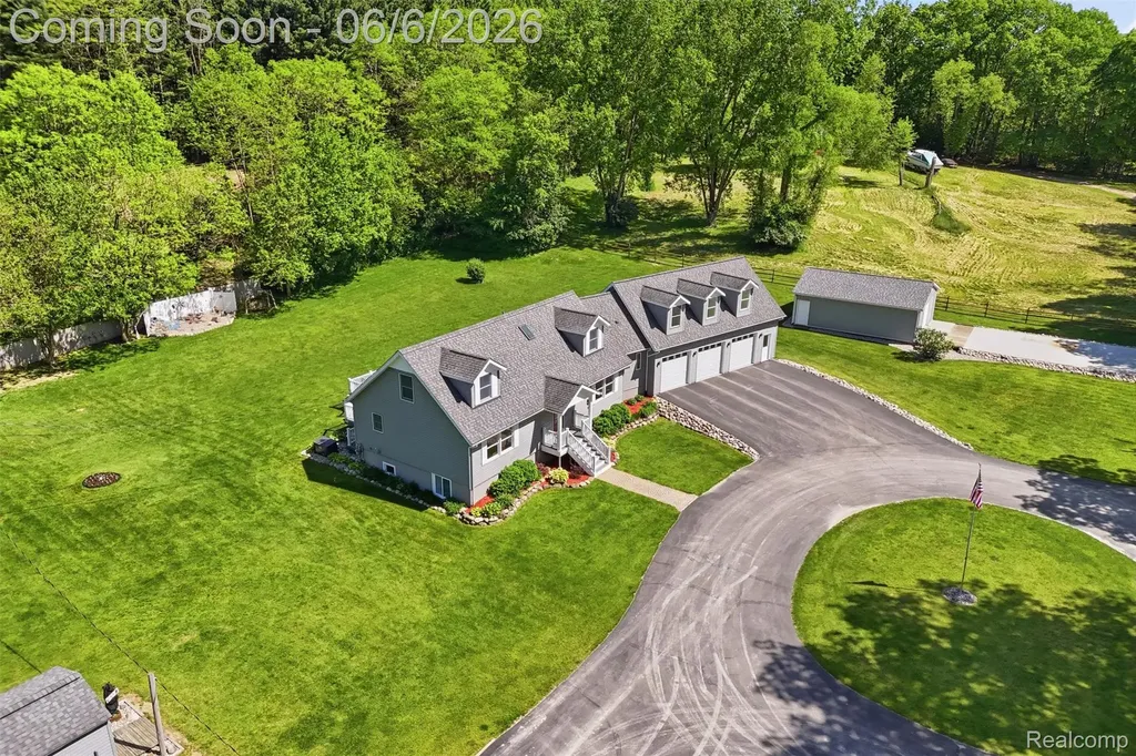7060 Sheldon Road Hamburg Township MI 48189