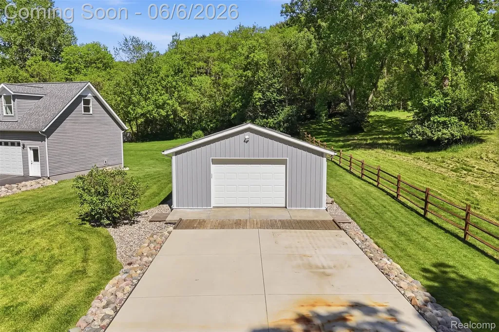 7060 Sheldon Road Hamburg Township MI 48189