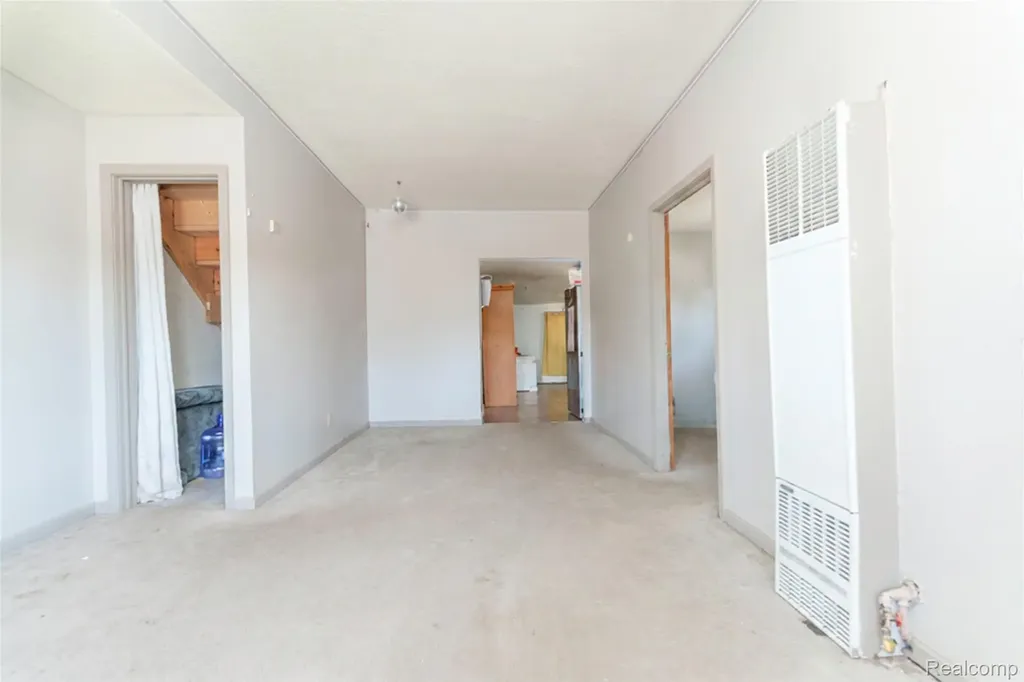 204 E Grand River Avenue Fowlerville Village MI 48836