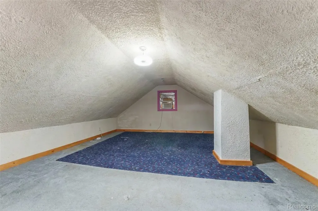 204 E Grand River Avenue Fowlerville Village MI 48836