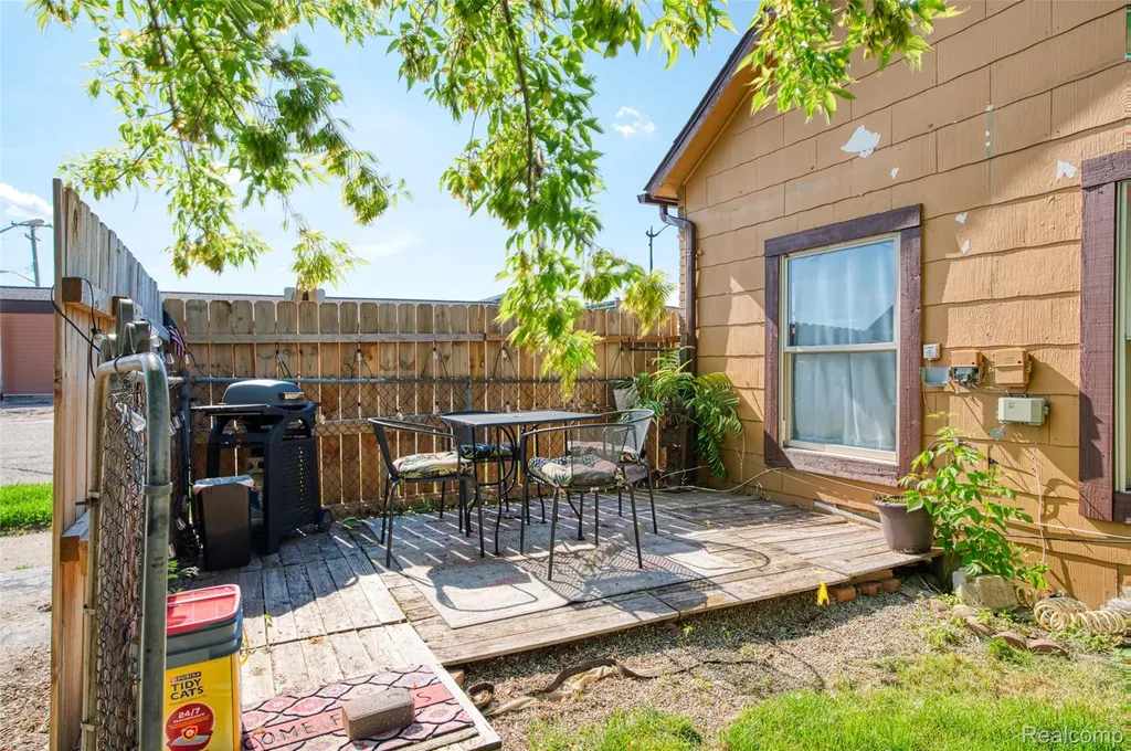 204 E Grand River Avenue Fowlerville Village MI 48836