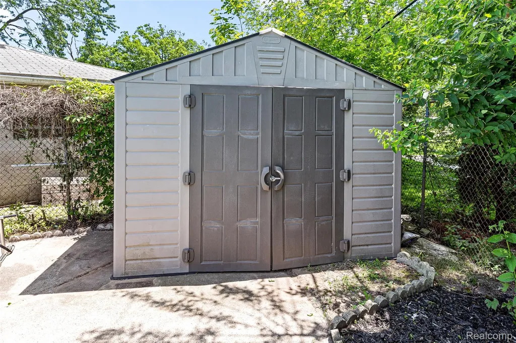 23319 Haig Street Taylor City MI 48180