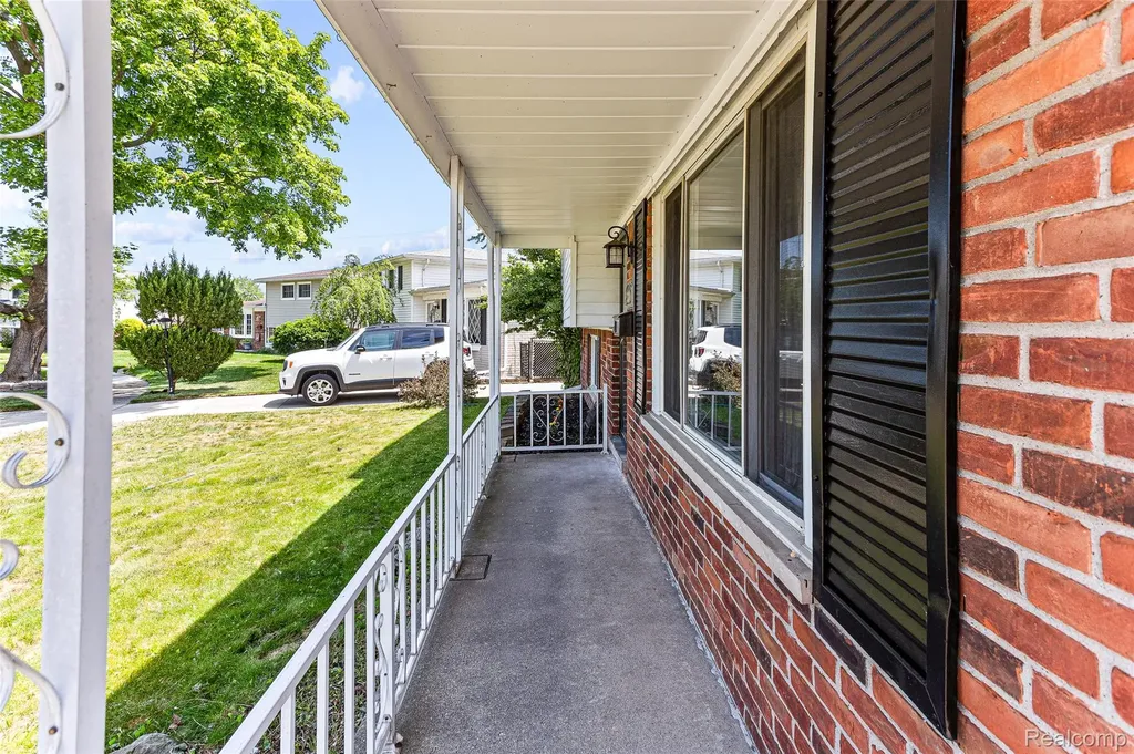 23319 Haig Street Taylor City MI 48180