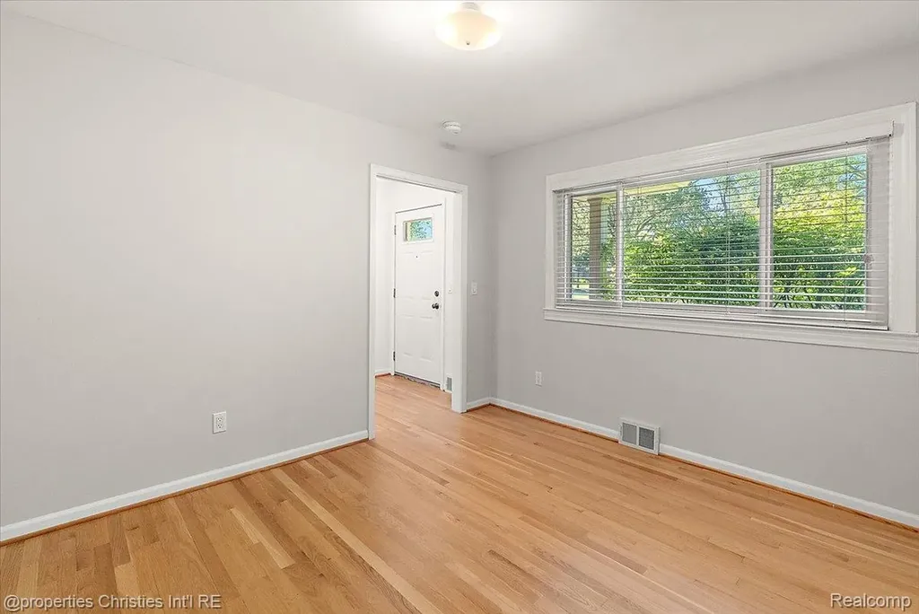 2985 Summervale Lane Bloomfield Hills City MI 48301