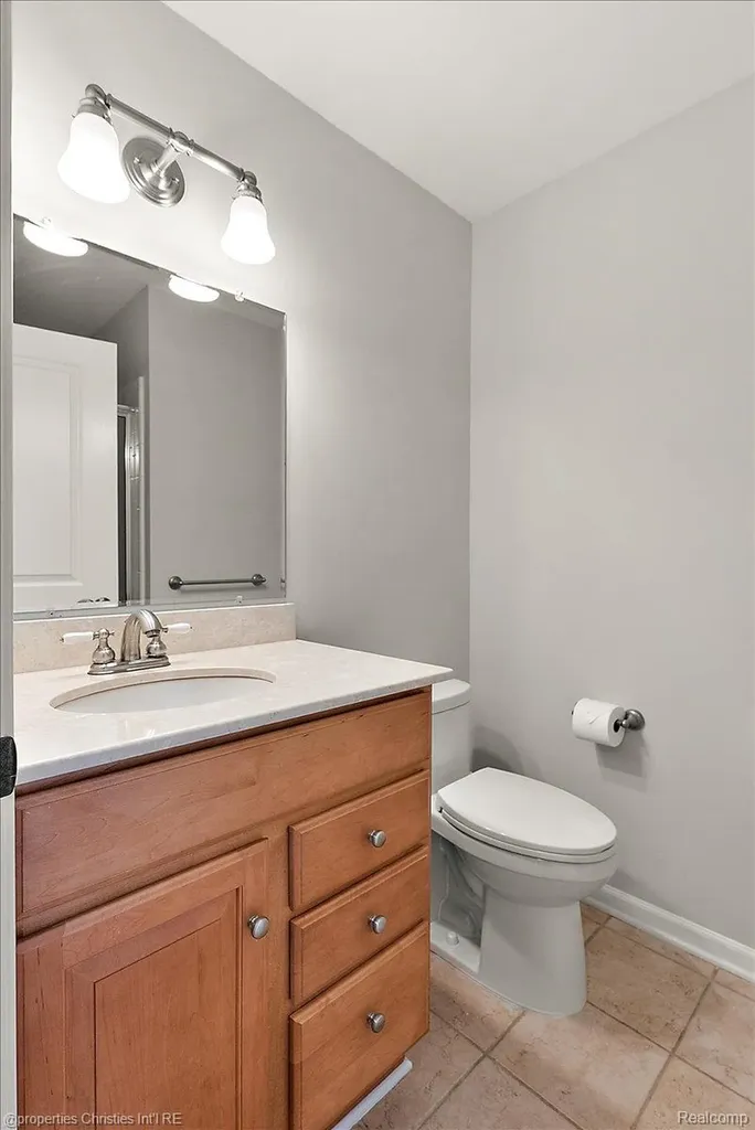 2985 Summervale Lane Bloomfield Hills City MI 48301