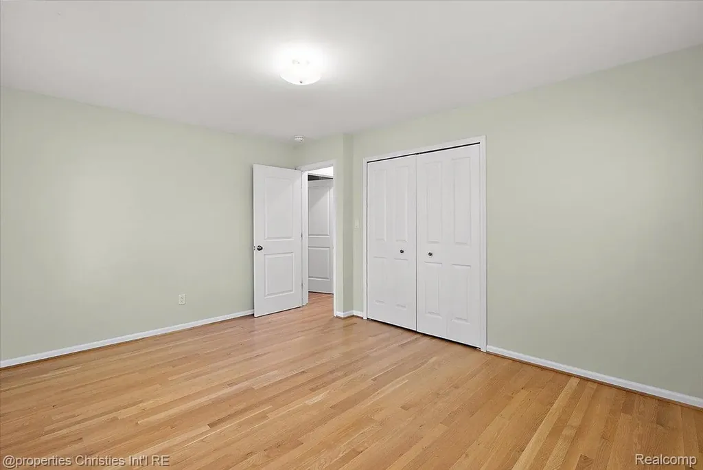 2985 Summervale Lane Bloomfield Hills City MI 48301