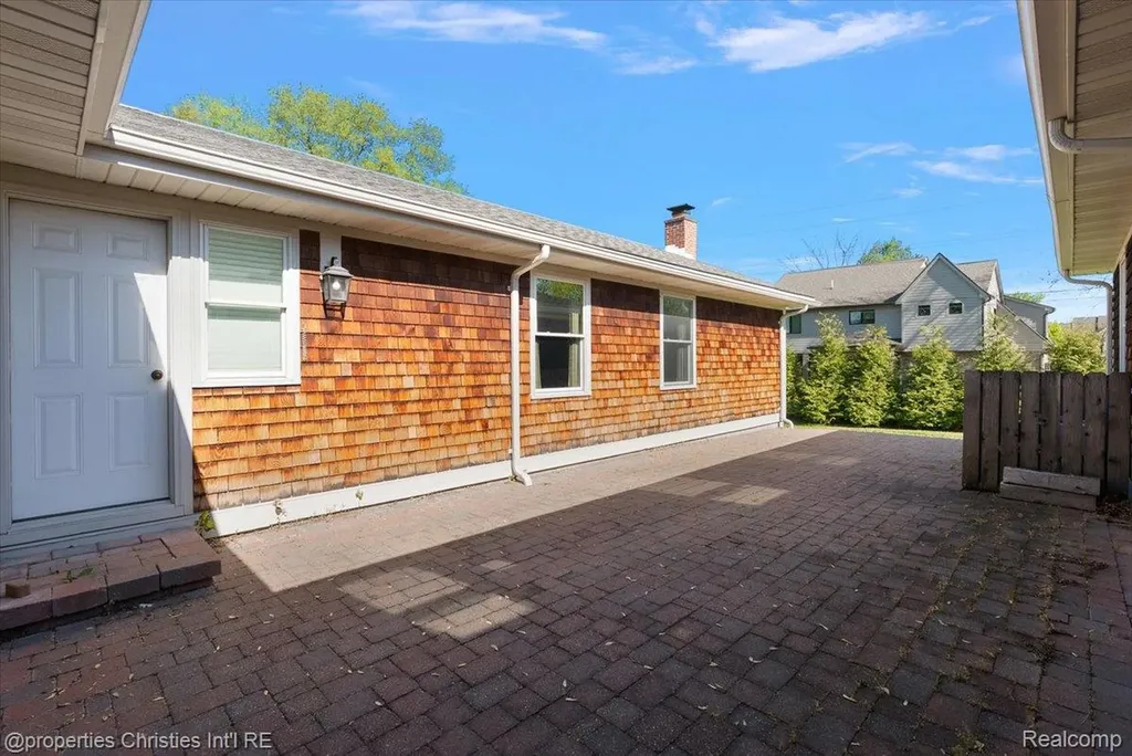 2985 Summervale Lane Bloomfield Hills City MI 48301