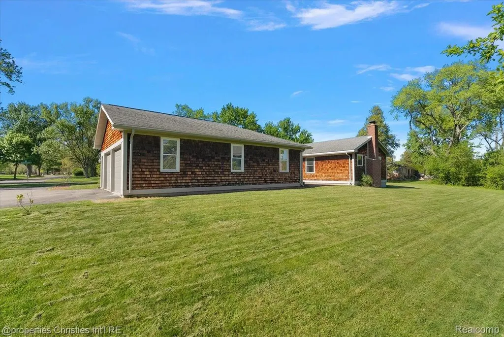 2985 Summervale Lane Bloomfield Hills City MI 48301