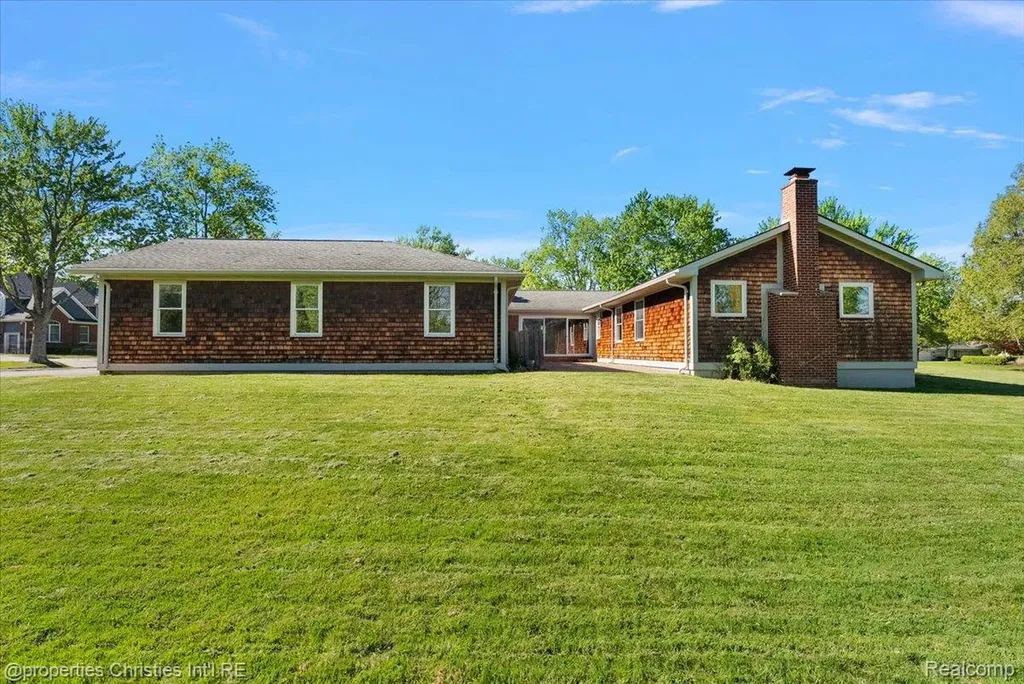 2985 Summervale Lane Bloomfield Hills City MI 48301