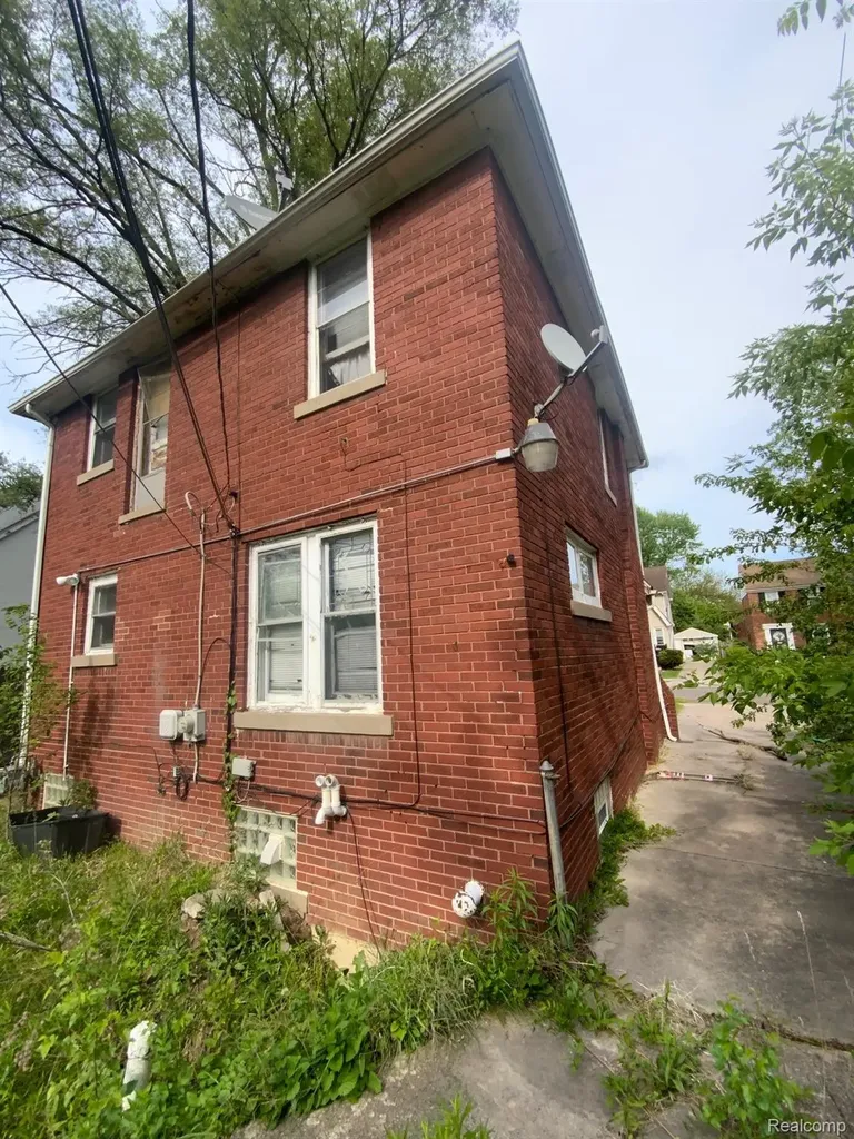 15411 Ferguson Street Detroit City MI 48227