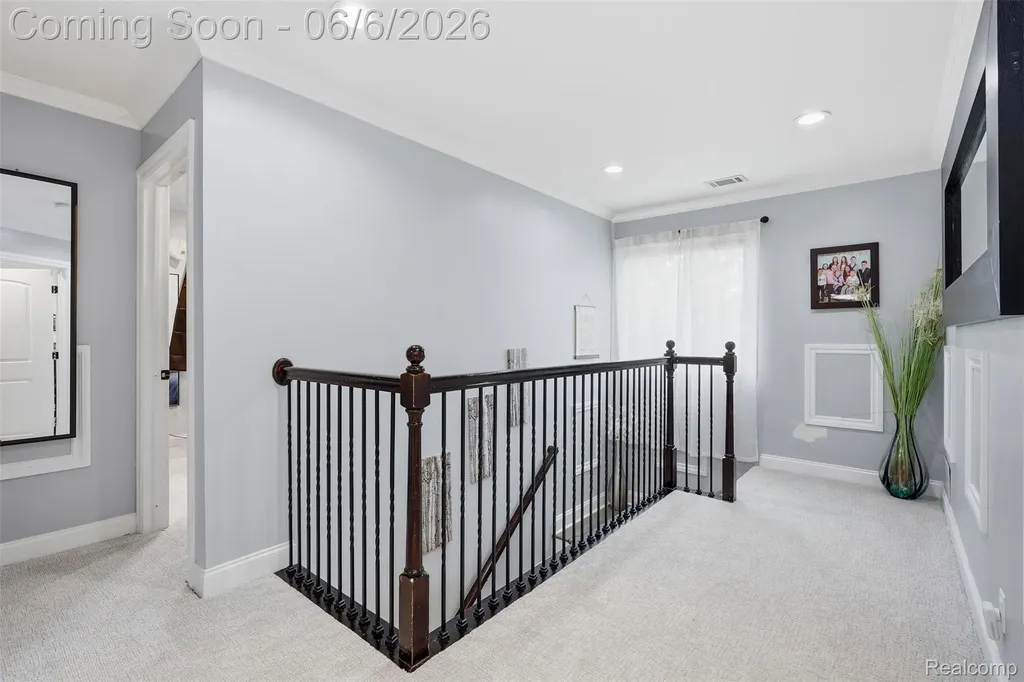 7723 Hazelton Street Dearborn Heights City MI 48127