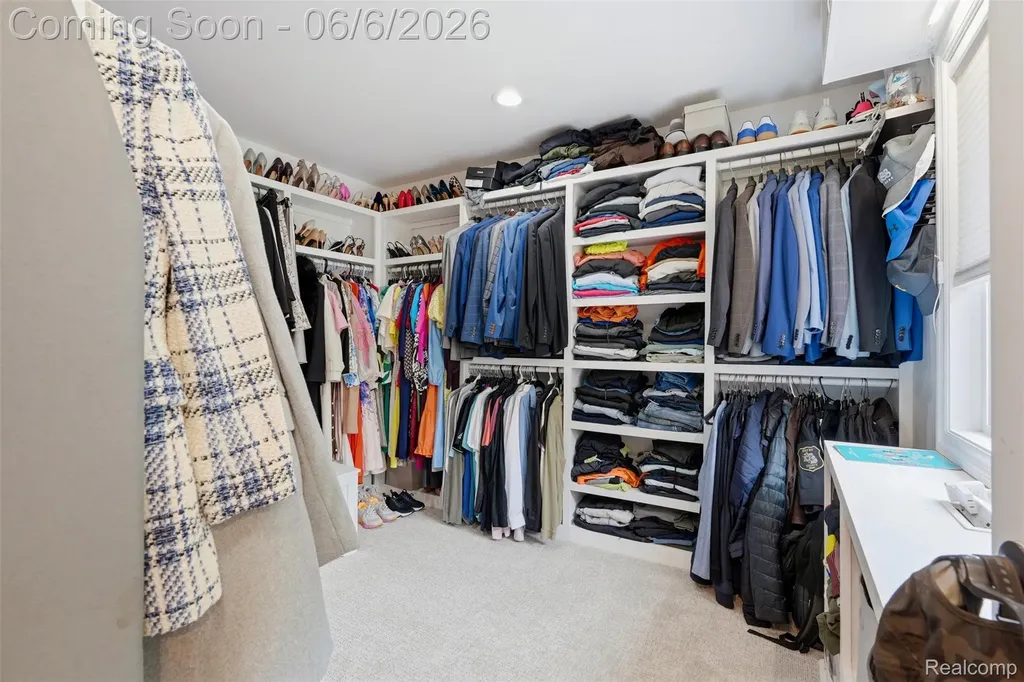 7723 Hazelton Street Dearborn Heights City MI 48127