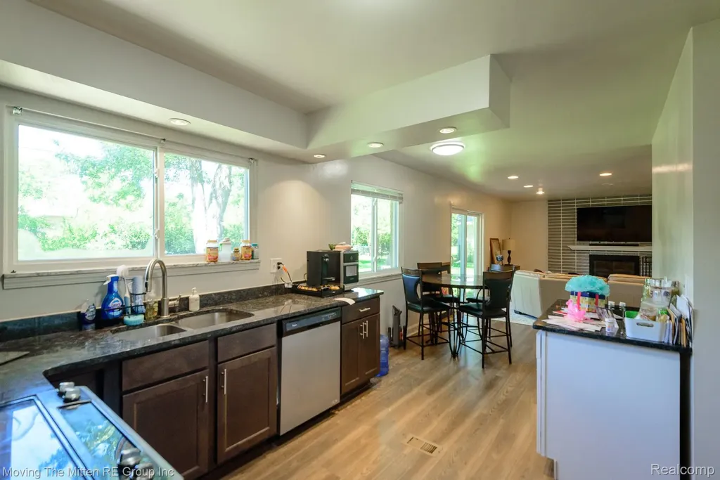 23735 W Newell Circle Farmington Hills City MI 48336