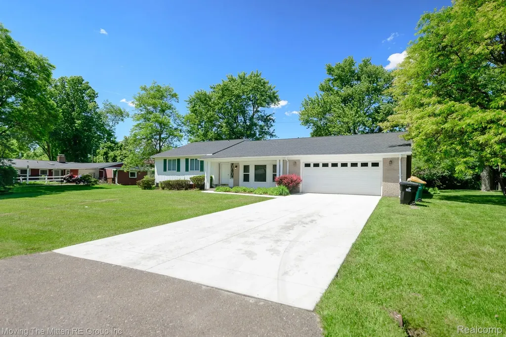 23735 W Newell Circle Farmington Hills City MI 48336
