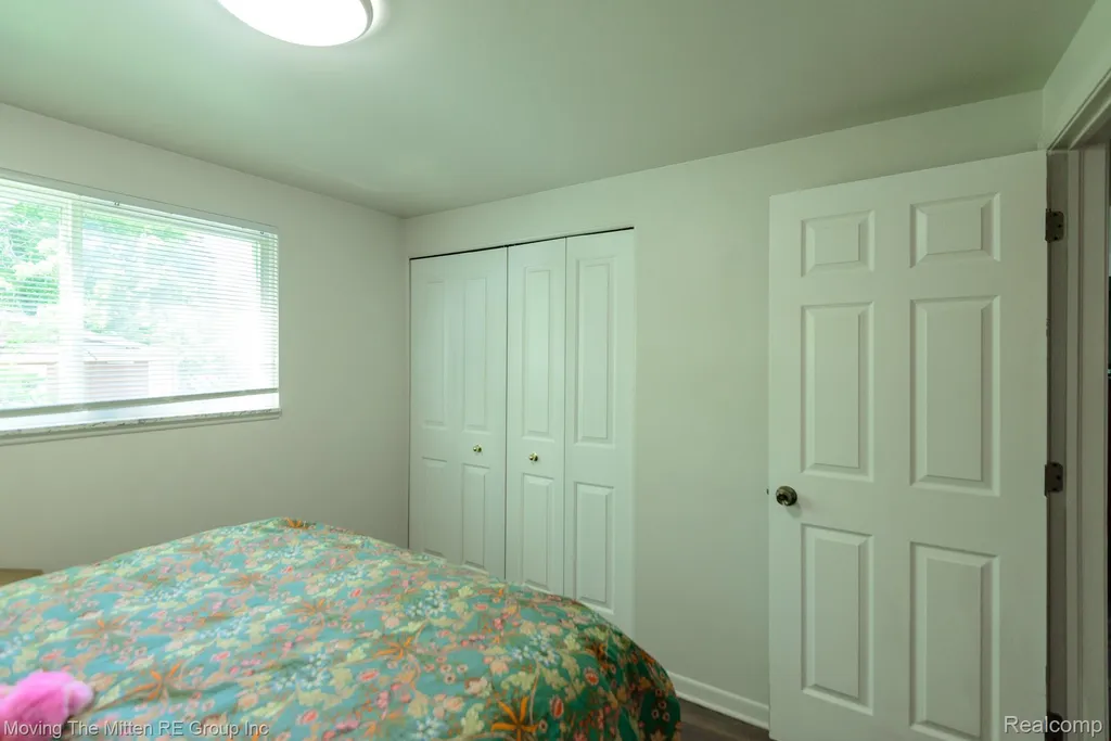 23735 W Newell Circle Farmington Hills City MI 48336