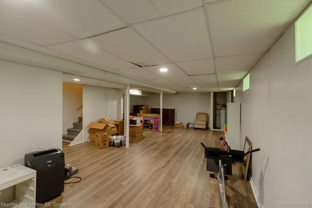 23735 W Newell Circle Farmington Hills City MI 48336