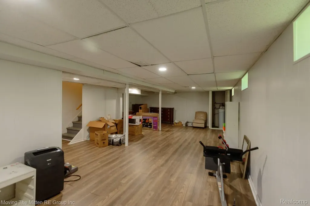 23735 W Newell Circle Farmington Hills City MI 48336