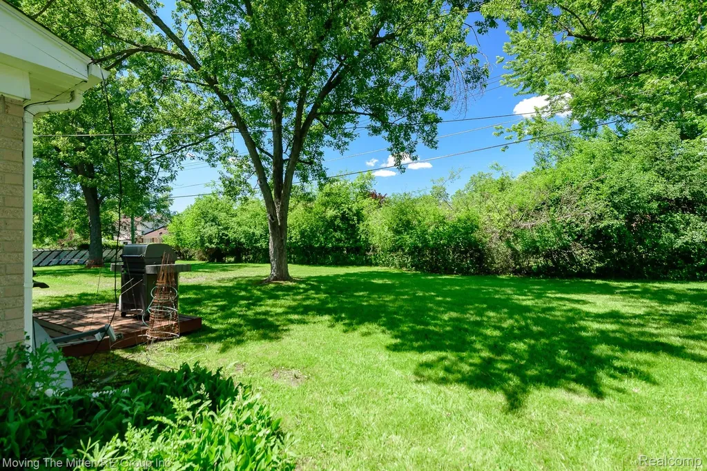 23735 W Newell Circle Farmington Hills City MI 48336