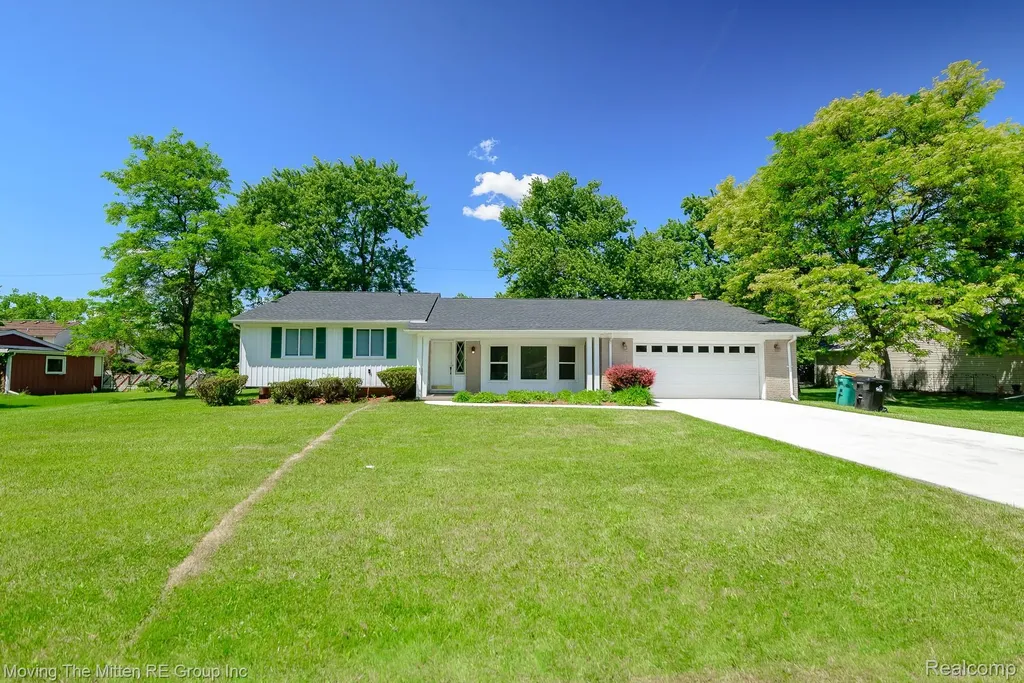 23735 W Newell Circle Farmington Hills City MI 48336